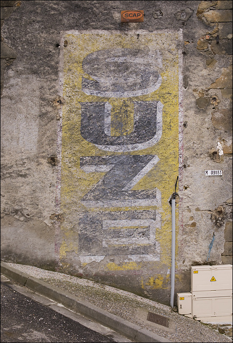 p2010 05 l2 02189m